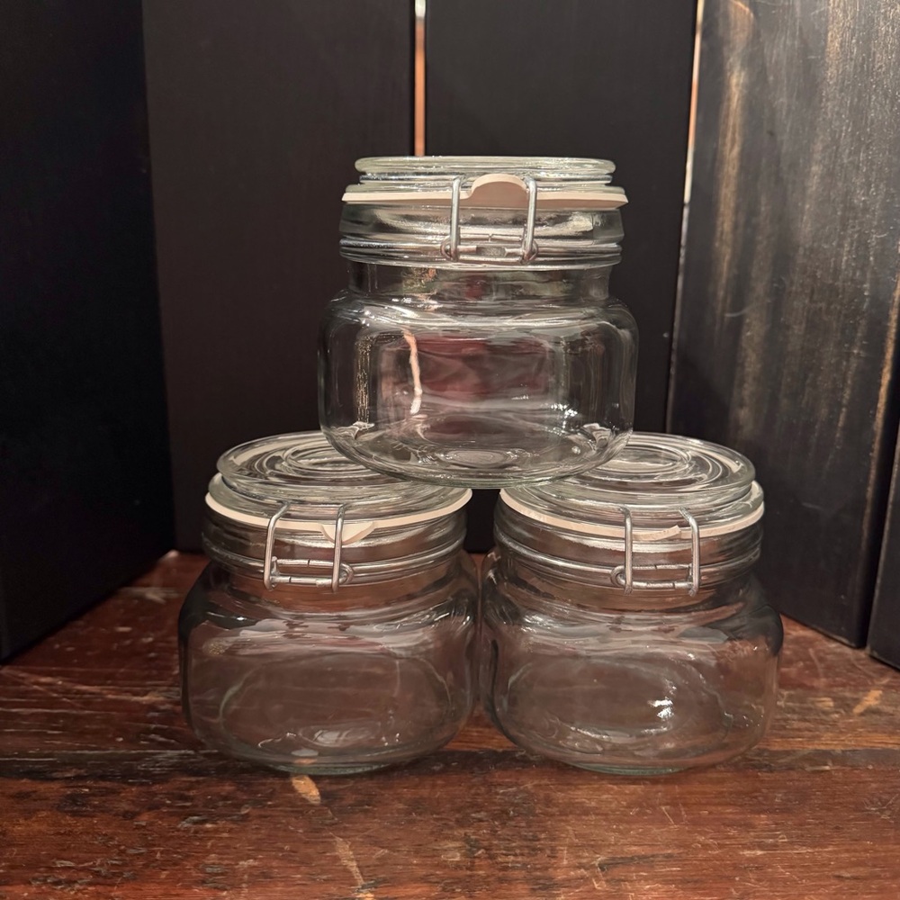 Squared
Clamp Lid Jars - Picture 3 of 7